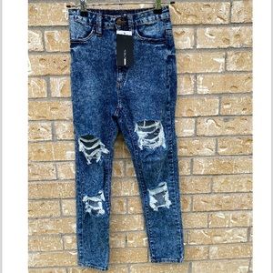 NWT Fashion Nova “Fly Me Out” Skinny Jeans